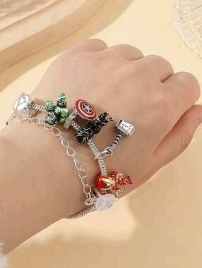 Marvel Avengers Charm Bracelet Silver 7.5" Iron Man Thor Captain America New